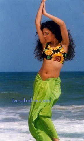 Resham hot