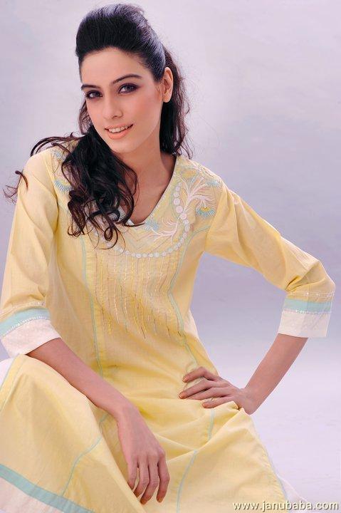 Nooreh Bhatti