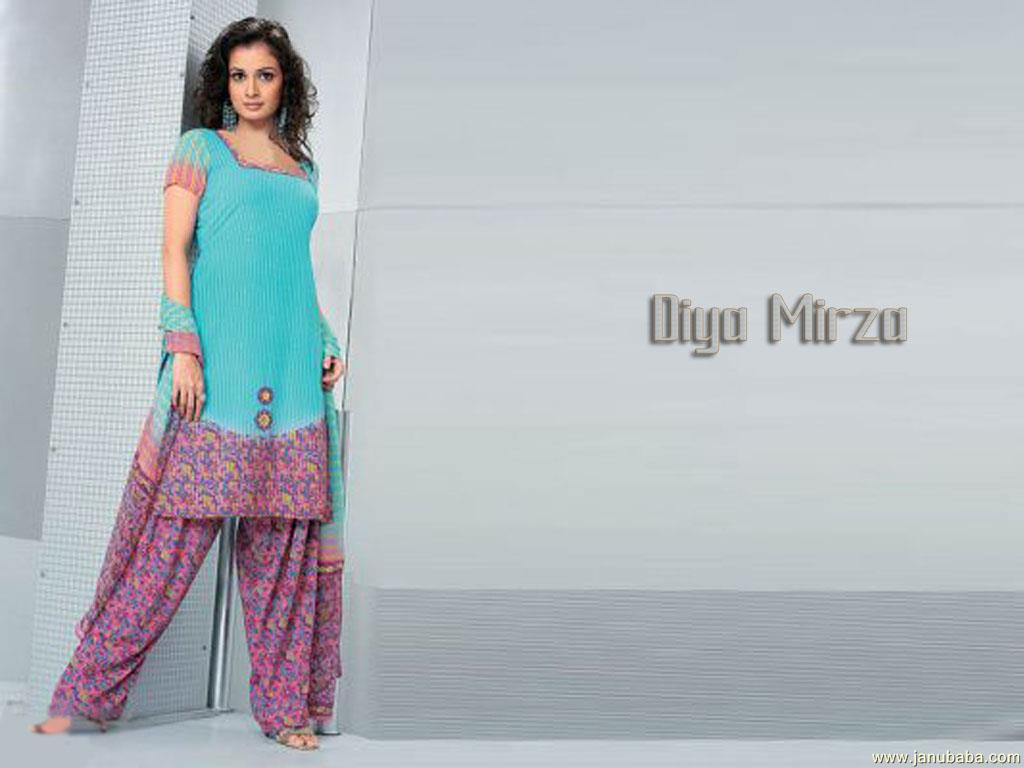Diya MIrza by coolman