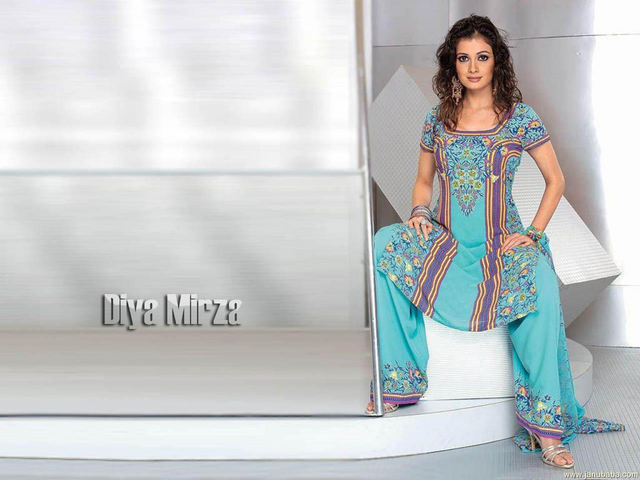 Diya Mirza              by coolman