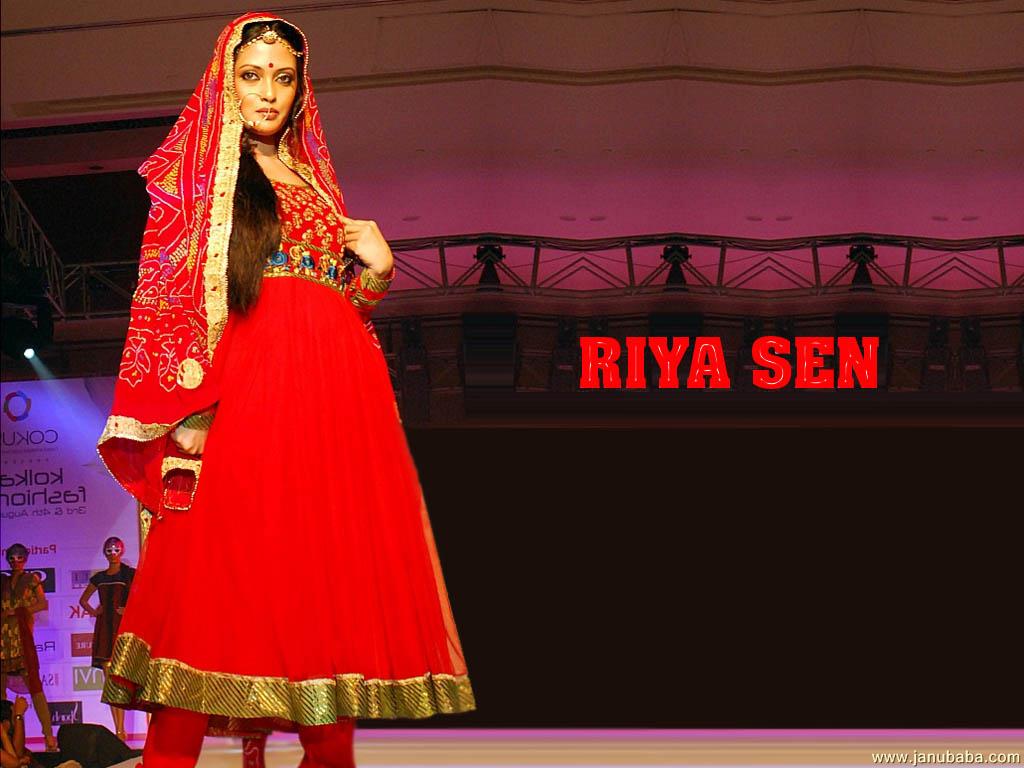 Riya Sen                  by coolman