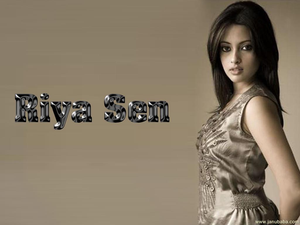 Riya Sen                  by coolman