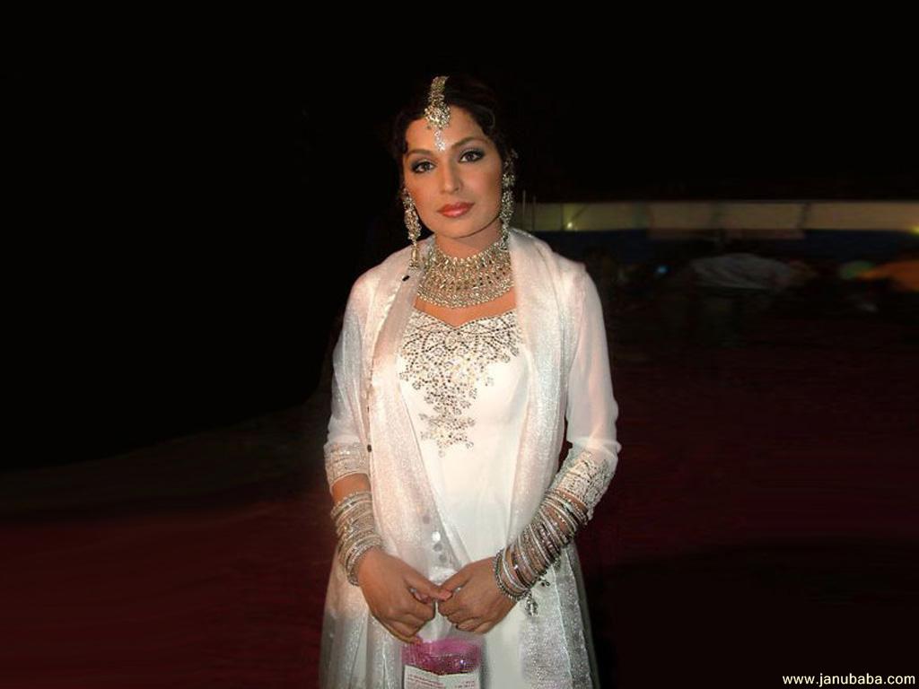 Meera          by coolman