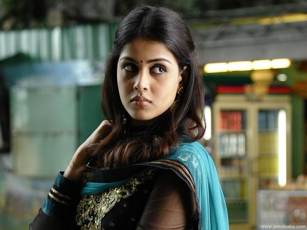 Genelia Dsouza