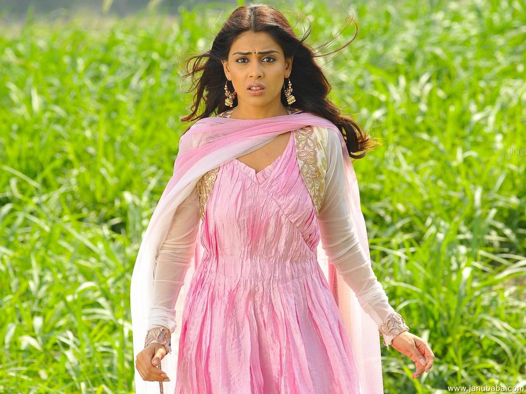 Genelia Dsouza