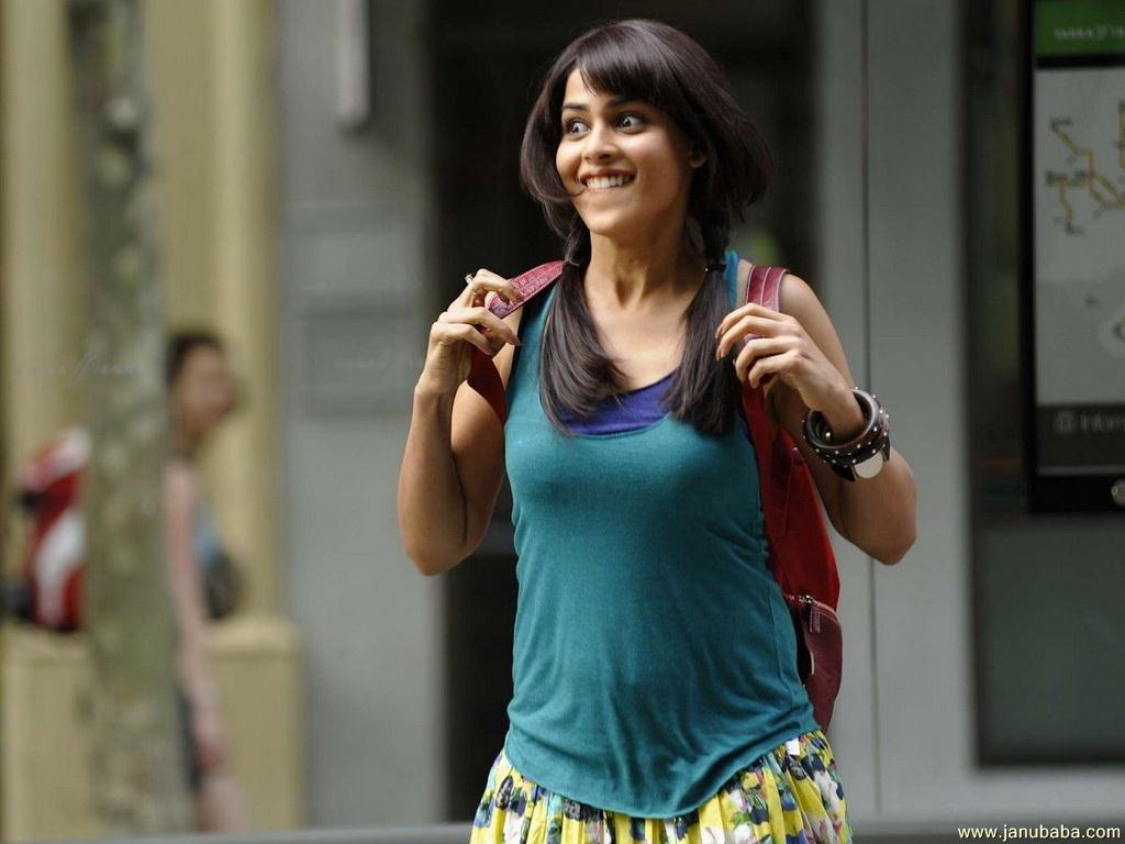 Genelia Dsouza