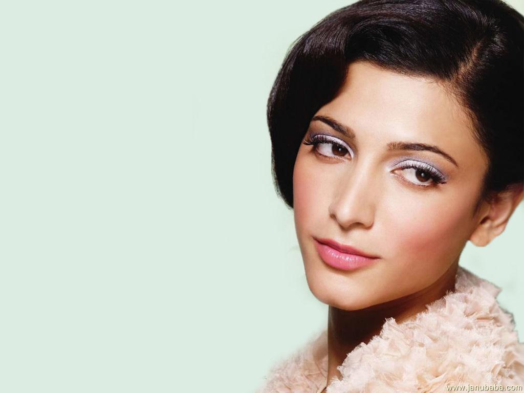 Shruti Hassan               by coolman