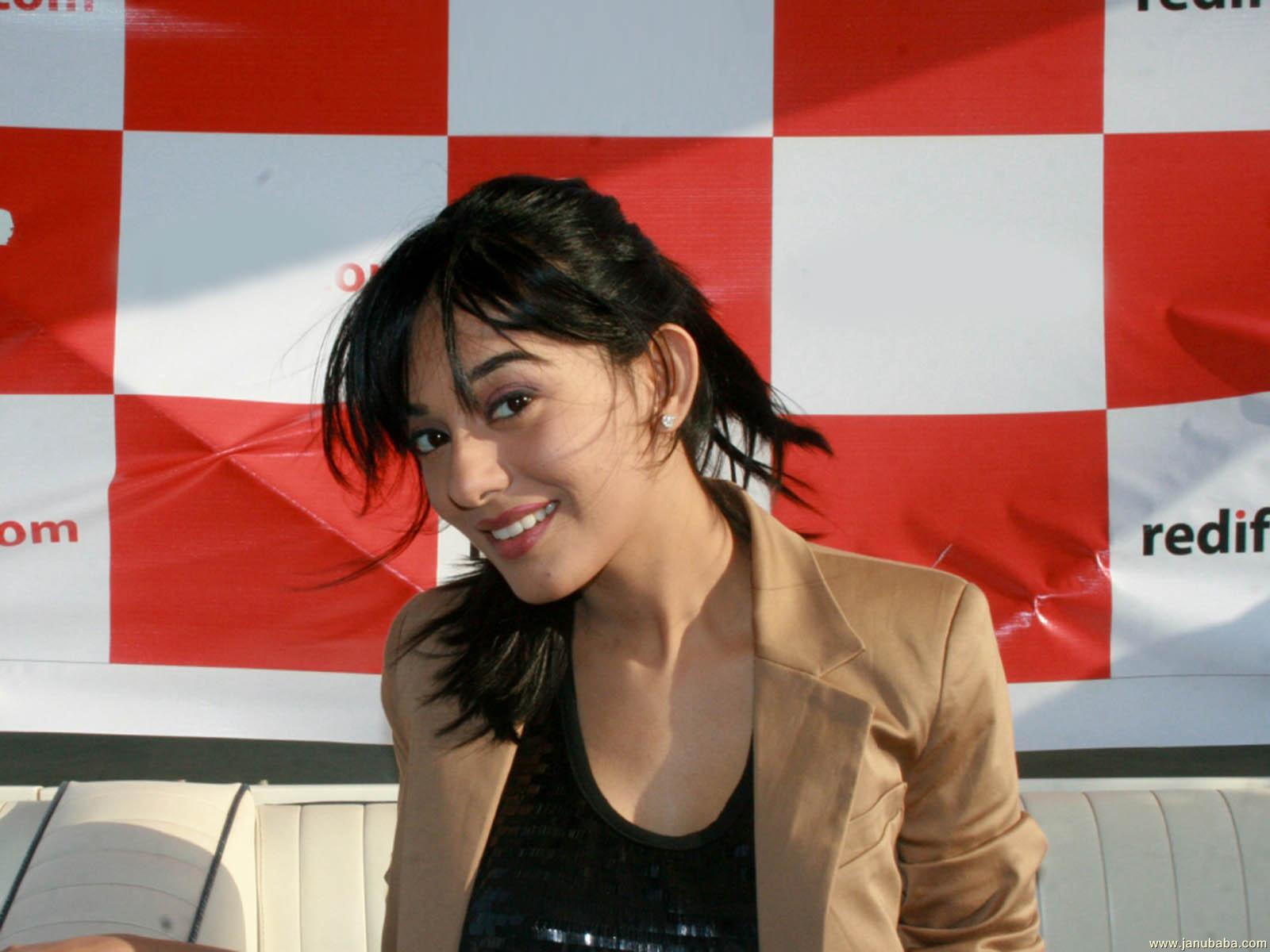 Amrita Rao        by coolman