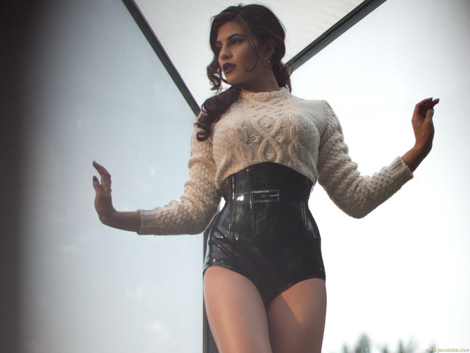 Jaqueline Fernanadez