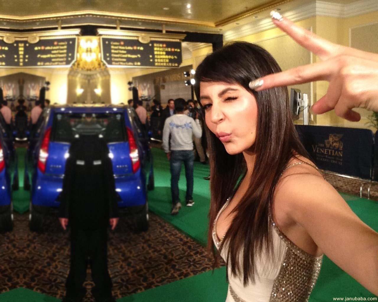 Anushka Sharma             by coolman