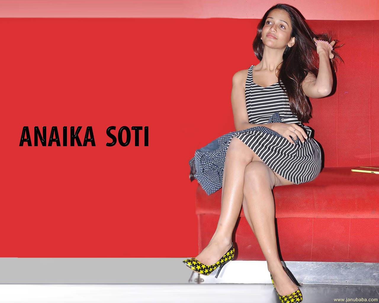Anaika Soti                      by coolman