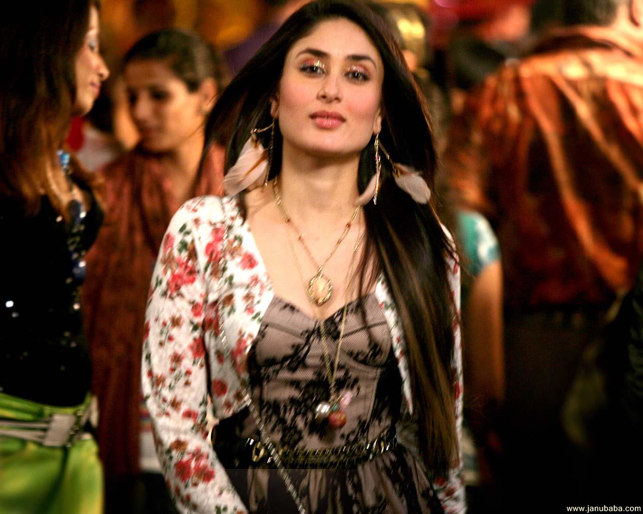 Kareena Kapoor            by coolman