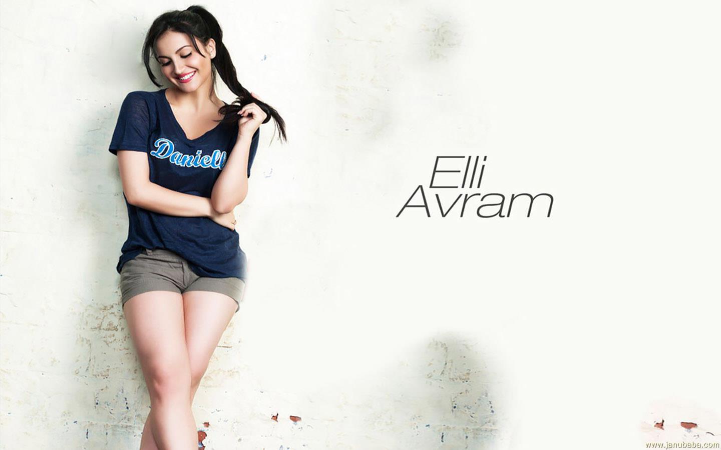 Elli Avram By Hubbak
