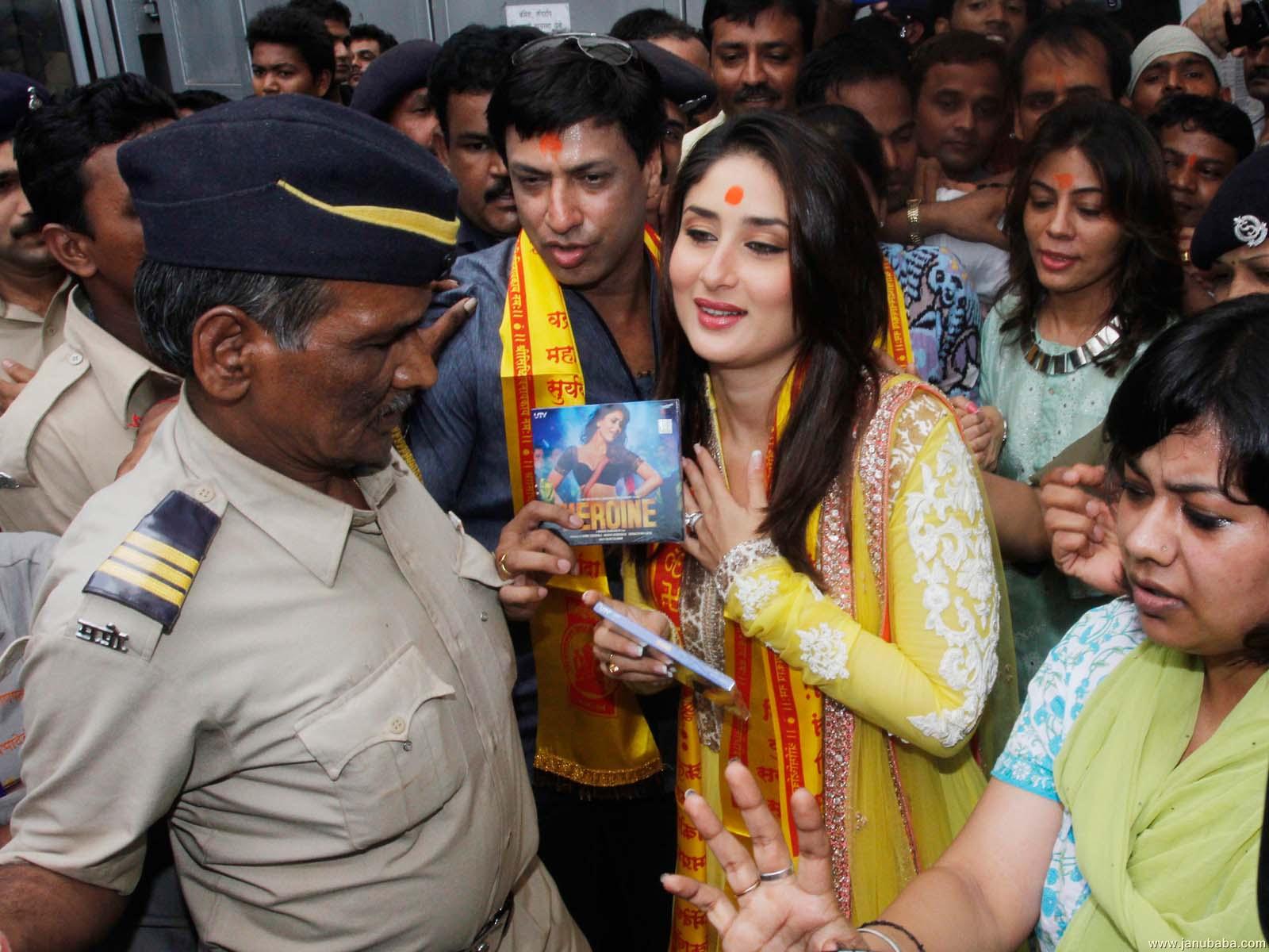 Kareena Kapoor         by coolman