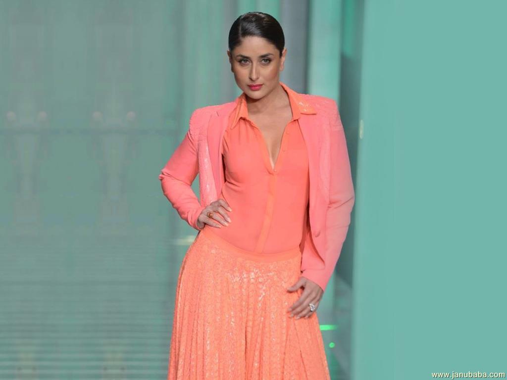 Kareena Kapoor         by coolman