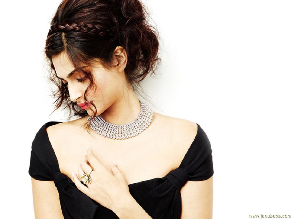 Sonam Kapoor