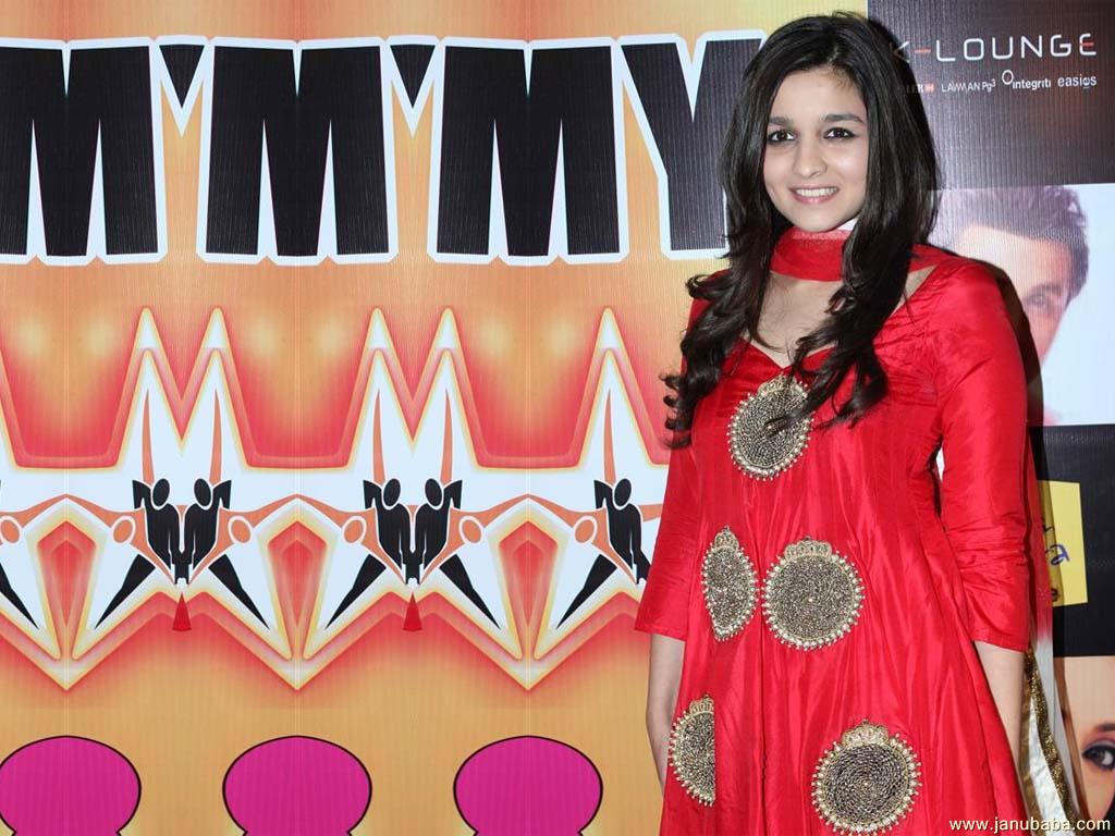 Alia Bhatt       by coolman