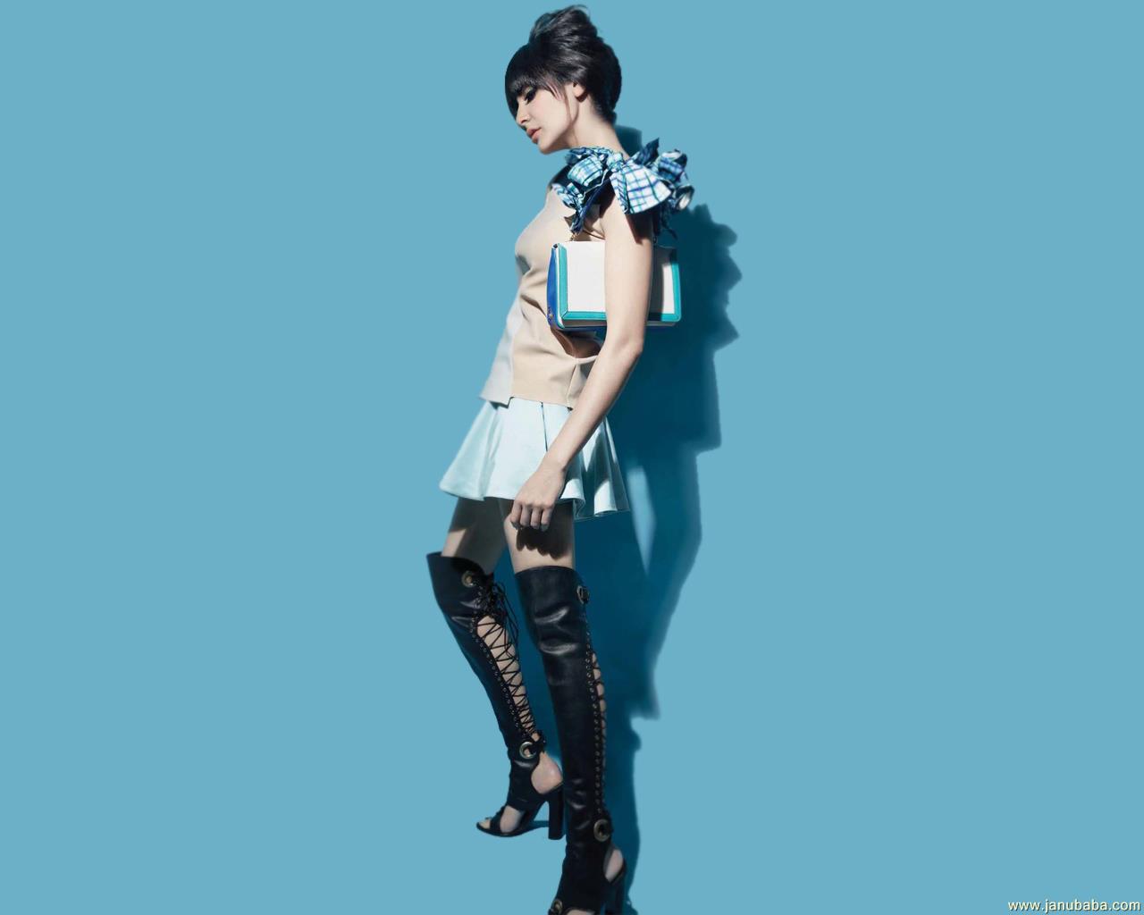 Anushka Sharma                 by coolman