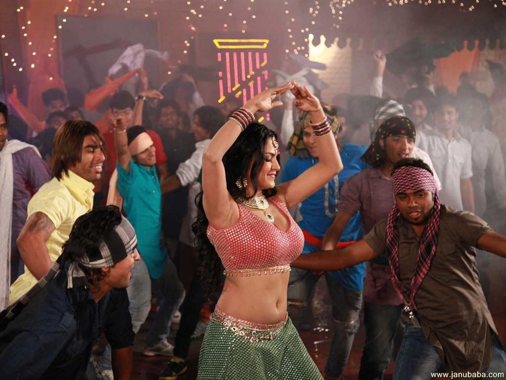 Veena Malik             by coolman