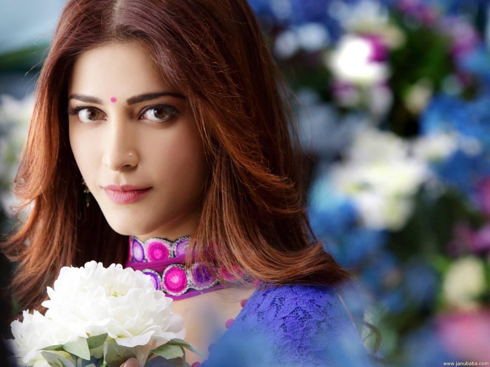 Shruti Hassan                   by coolman