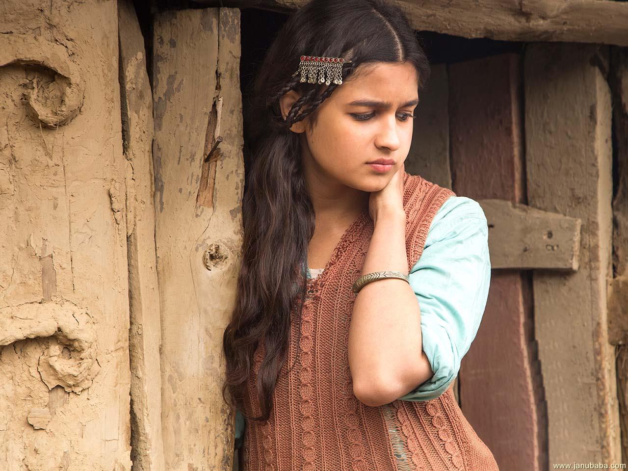Alia Bhatt            by coolman
