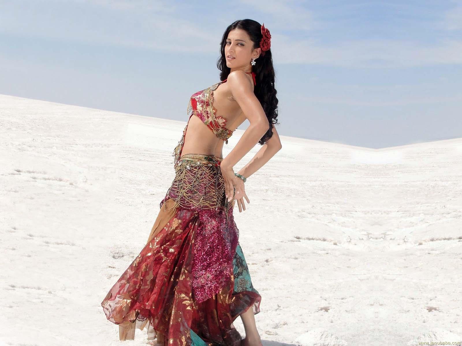 Shruti Hassan              by coolman