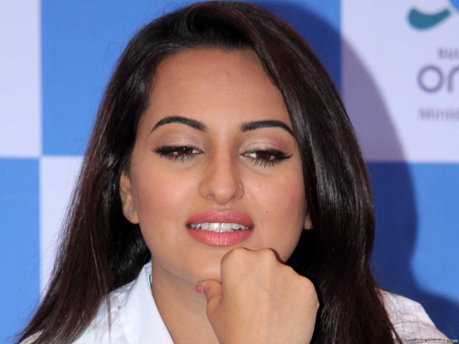 Sonakshi Sinha             by coolman