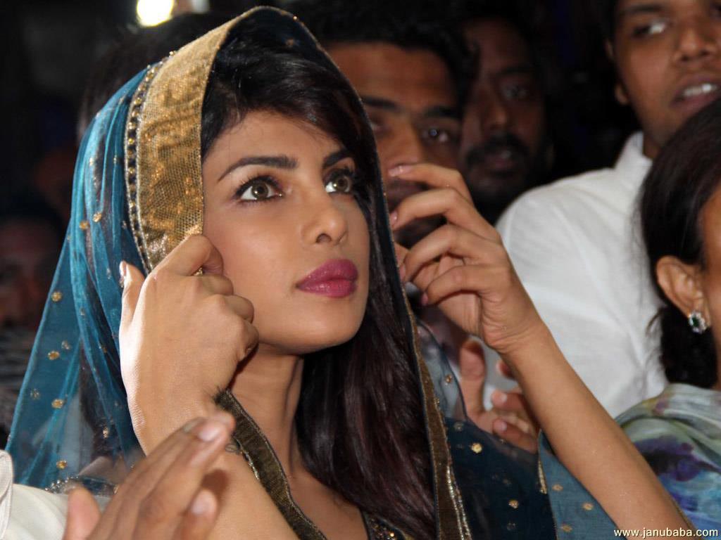 Priyanka Chopra               by coolman