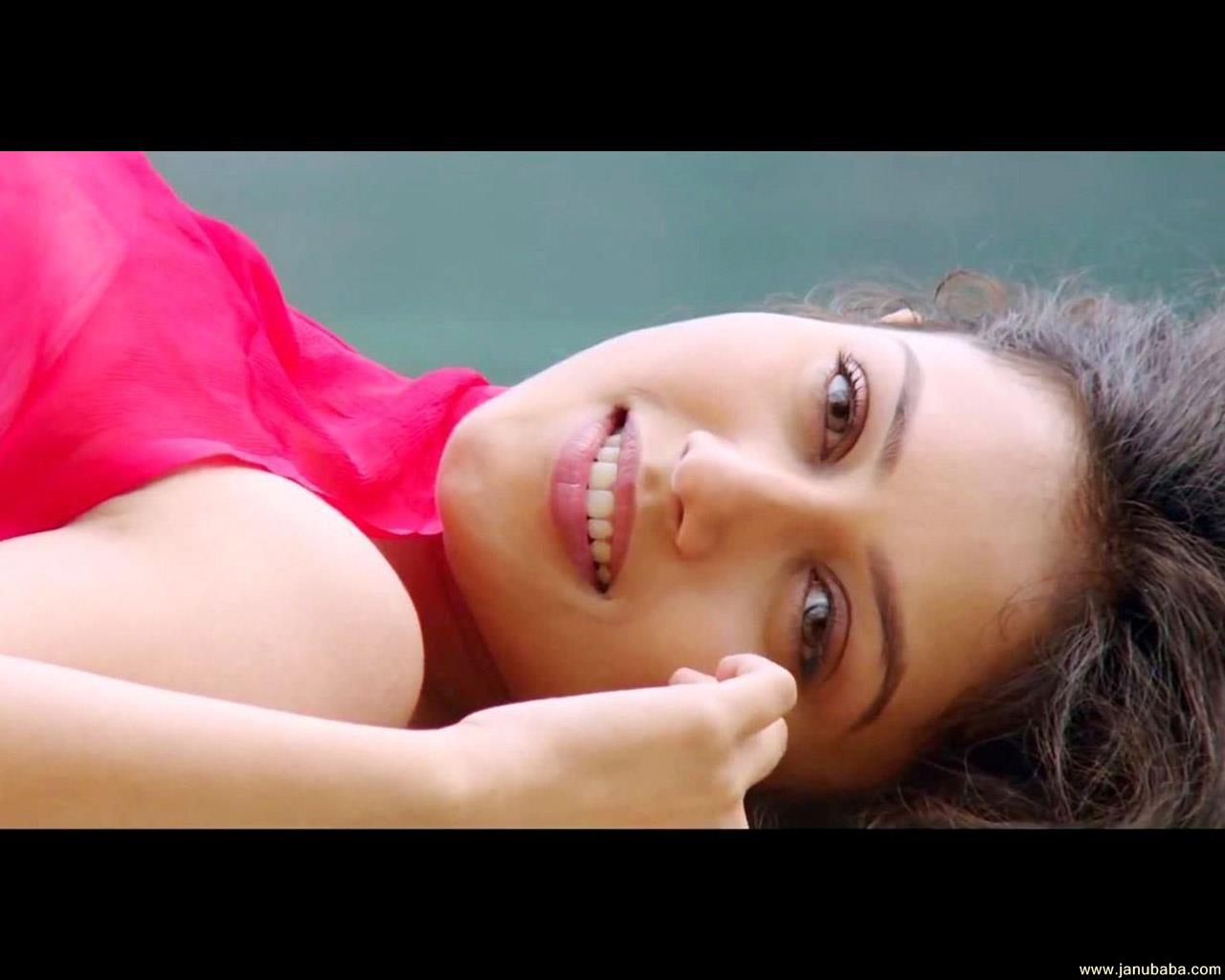 Indrani Chakraborty           by coolman