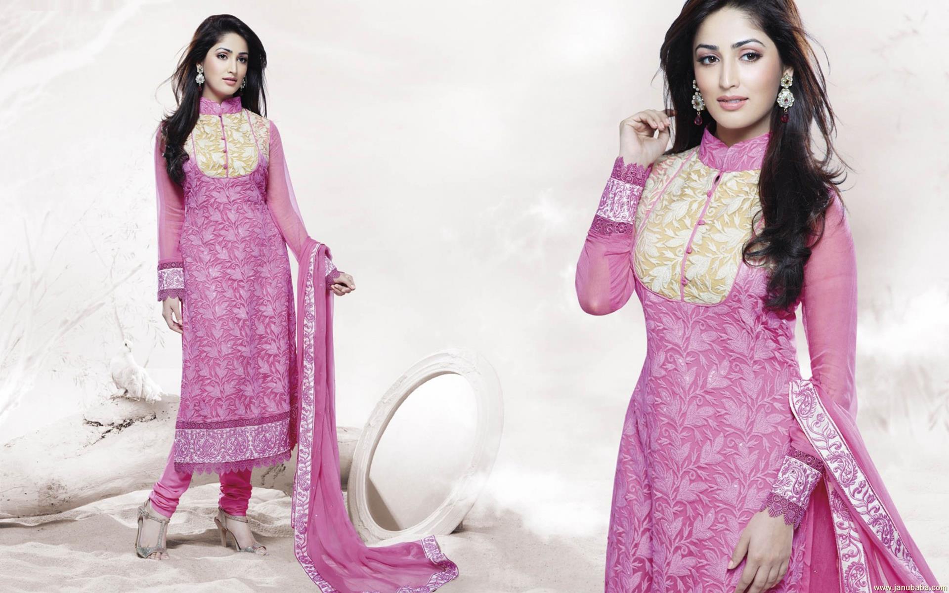 Yami Gautam By Hubbak