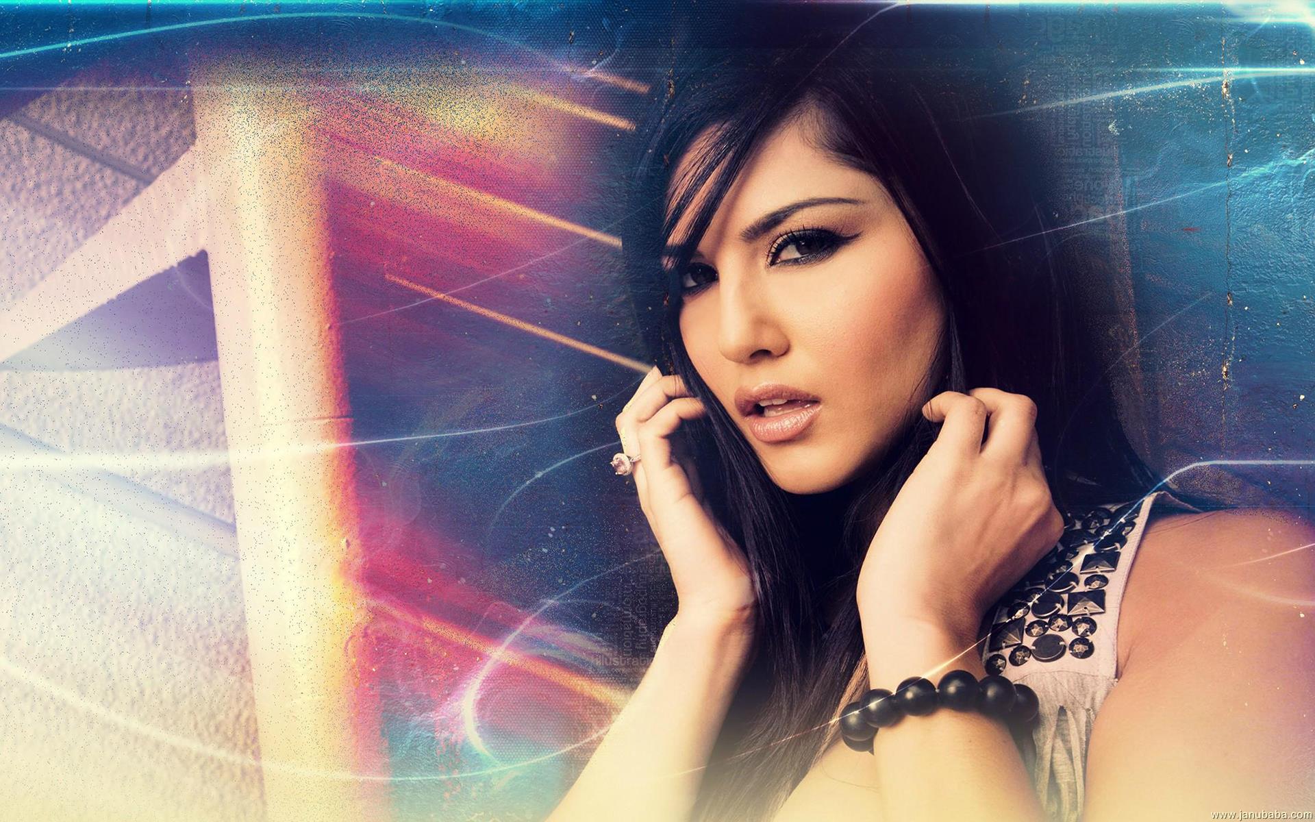 Sunny Leone By Hubbak