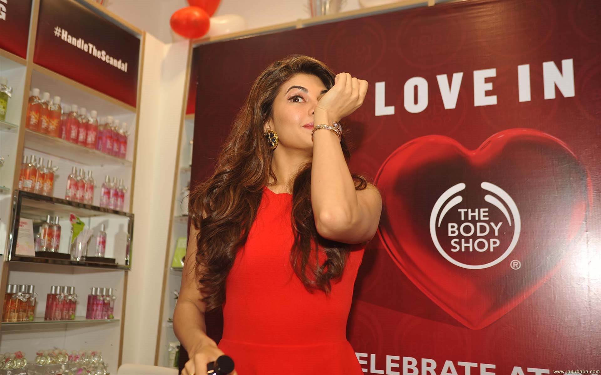Jacqueline Fernandez       by coolman