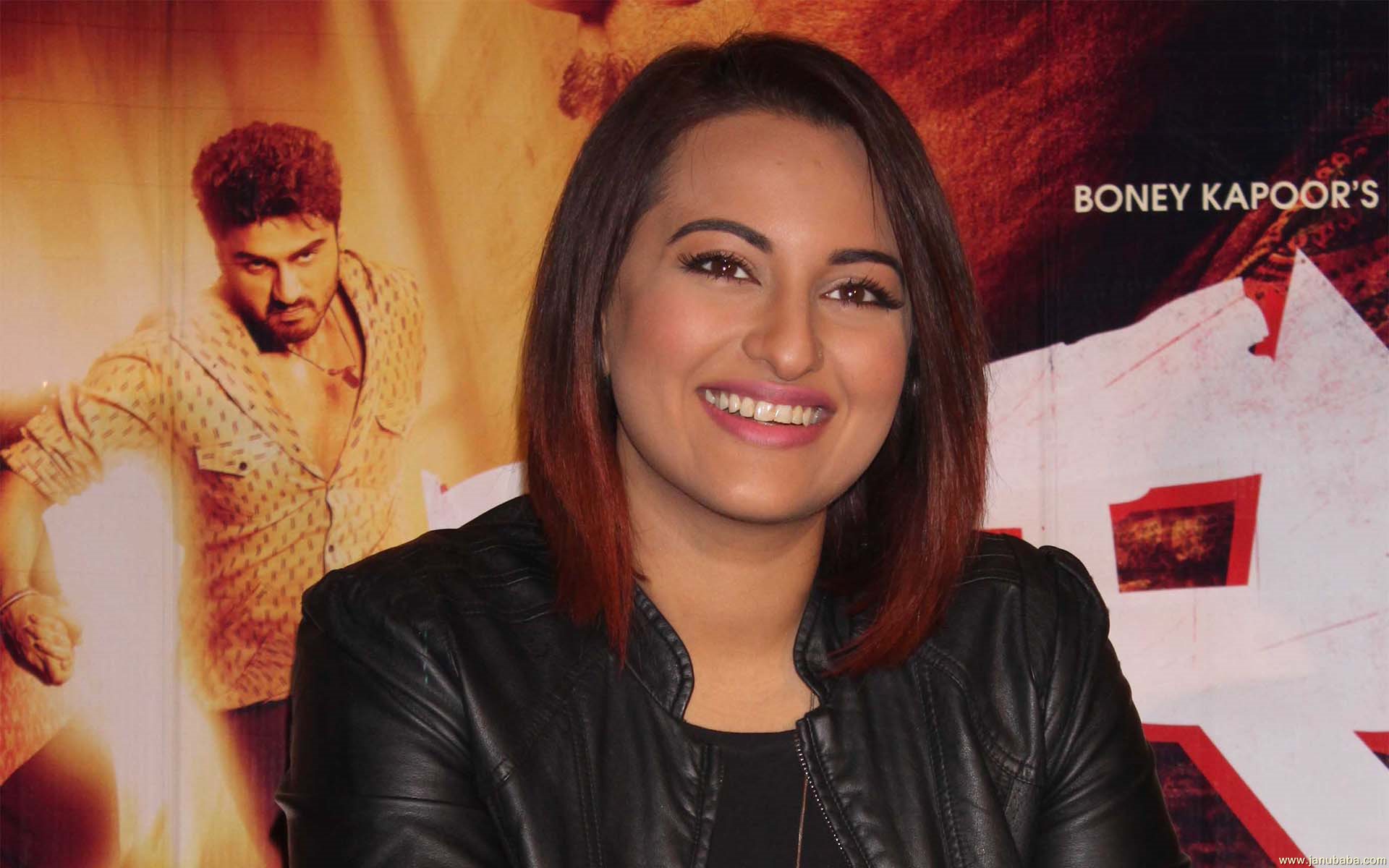 Sonakshi Sinha         by coolman