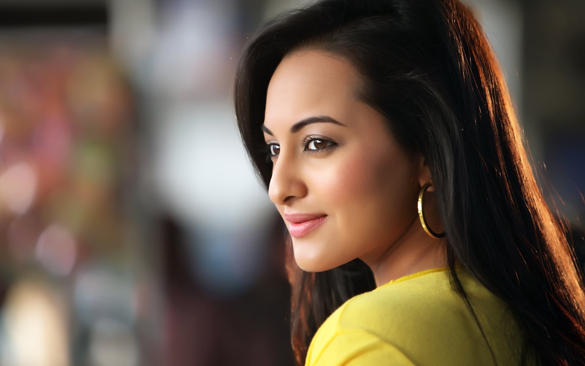 Sonakshi Sinha By Hubbak