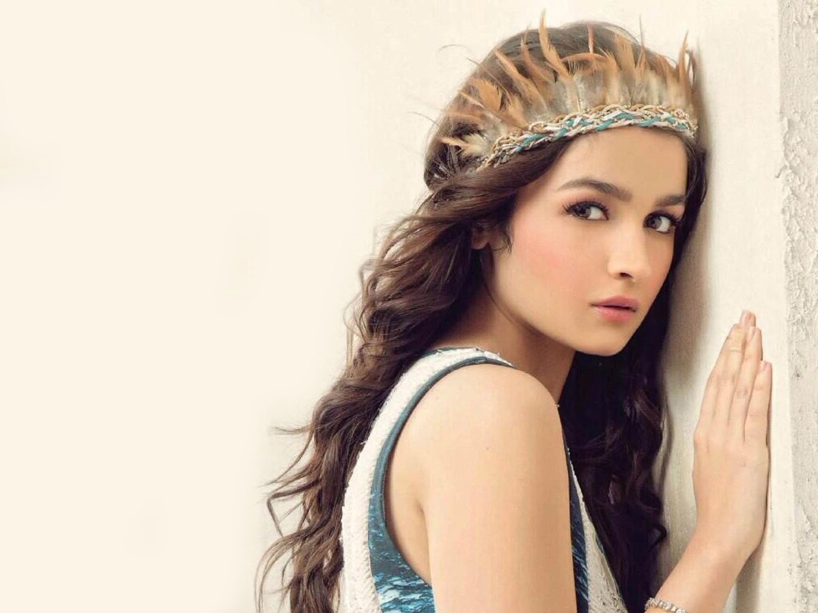 Alia Bhatt      by coolman