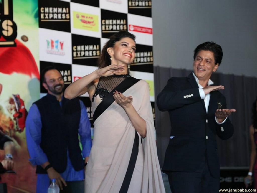 Shahrukh Khan with Deepika Padukone