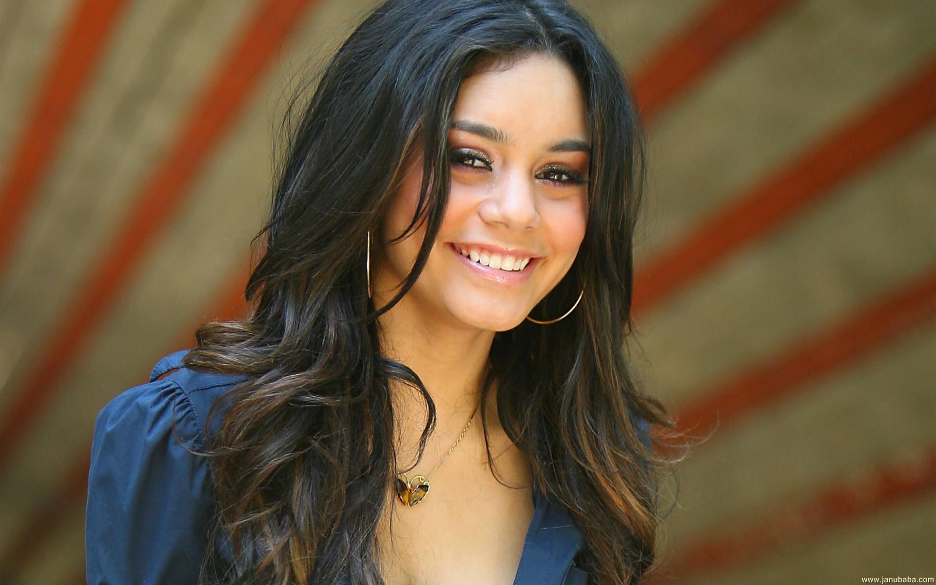 Vanessa Hudgens By Hubbak