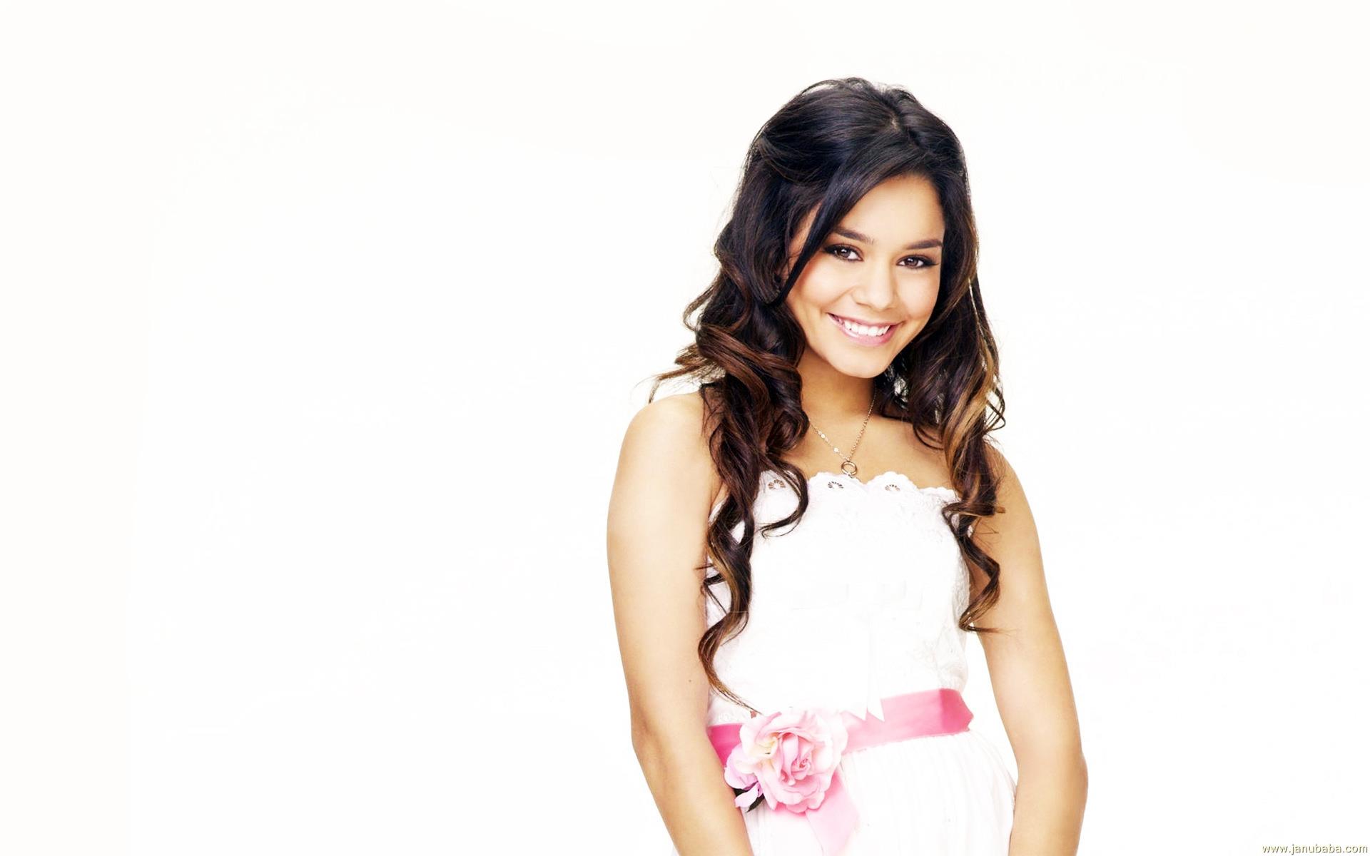 Vanessa Hudgens By Hubbak