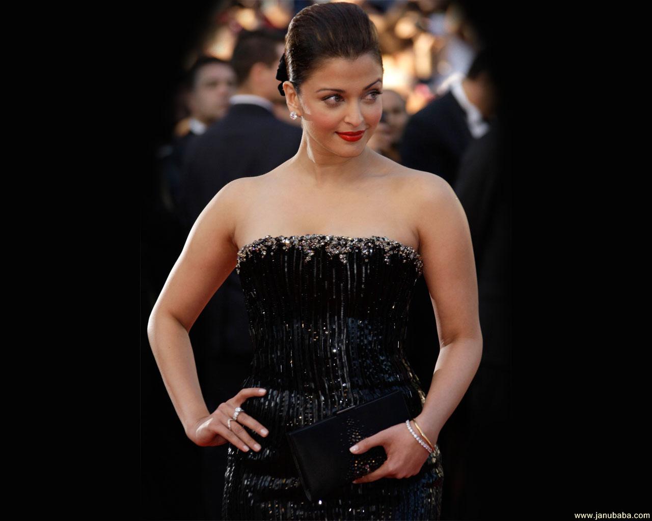 Aishwarya Rai                         by coolman
