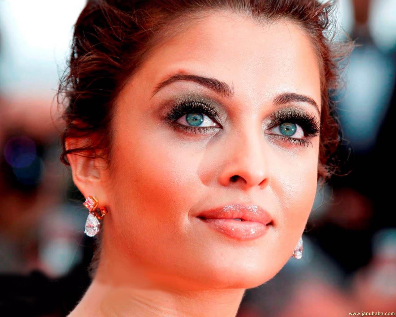 Aishwarya Rai               by coolman