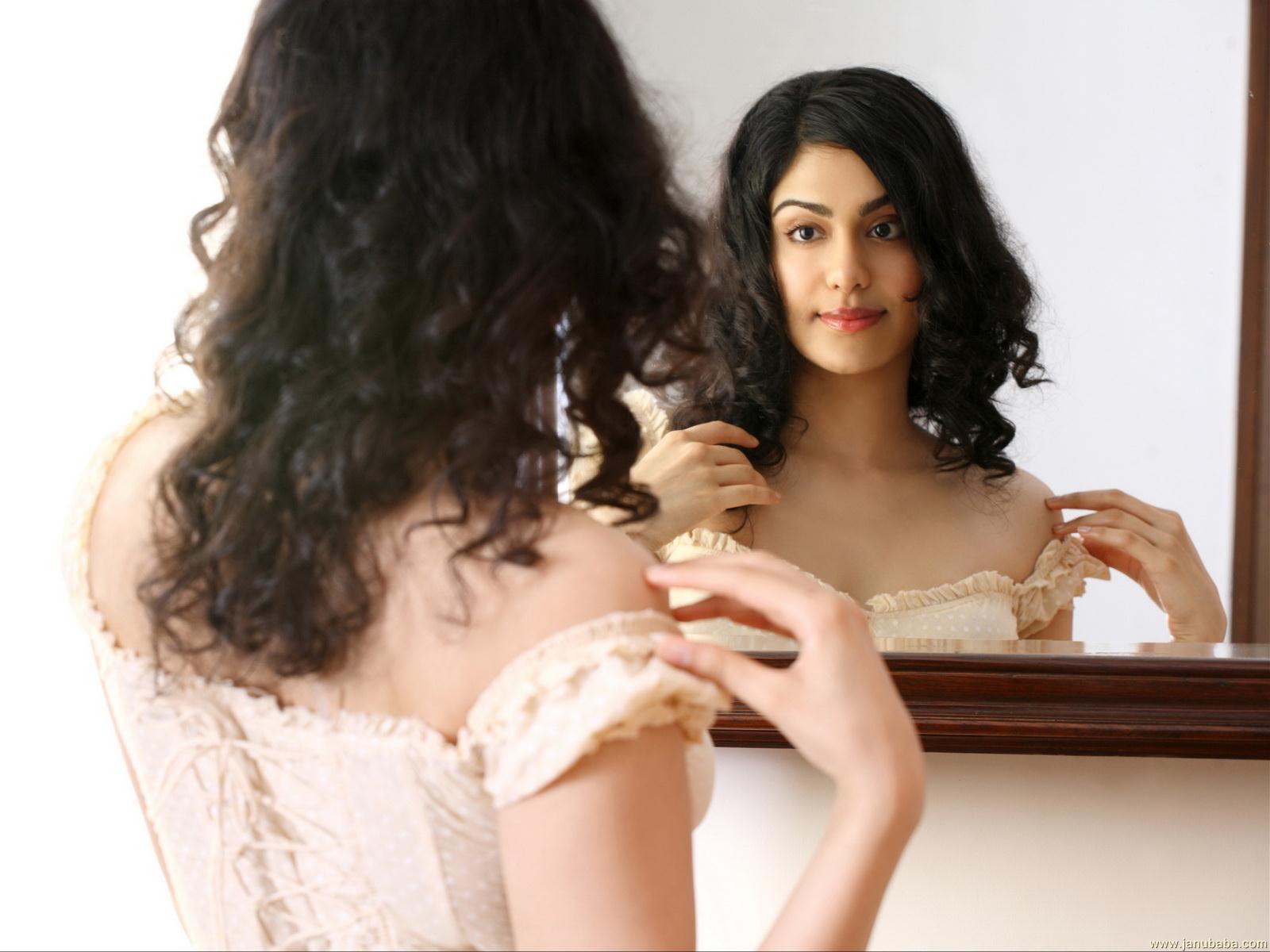 Adah Sharma