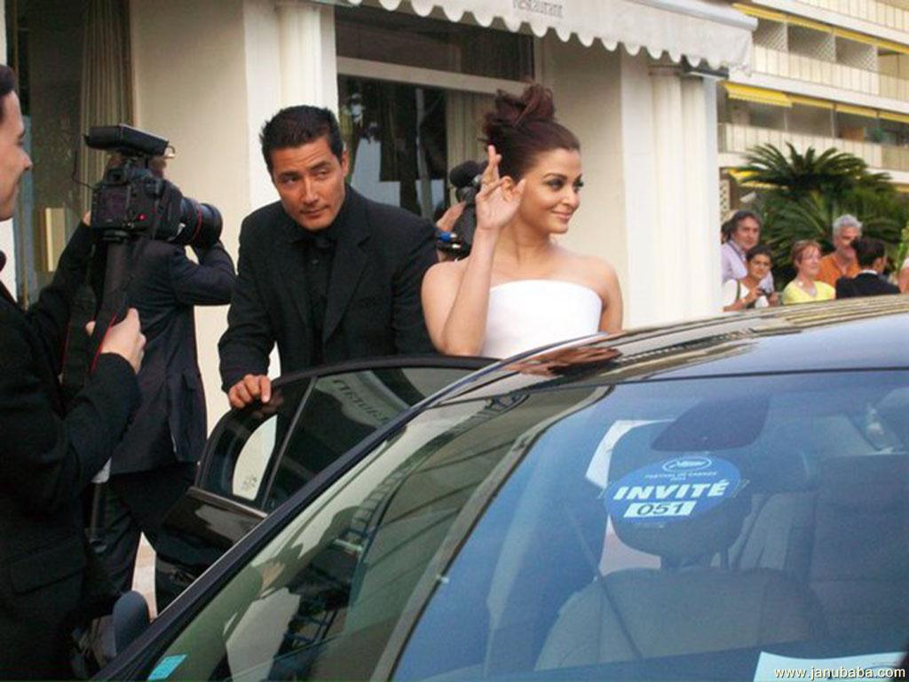 Aishwarya Rai               by coolman