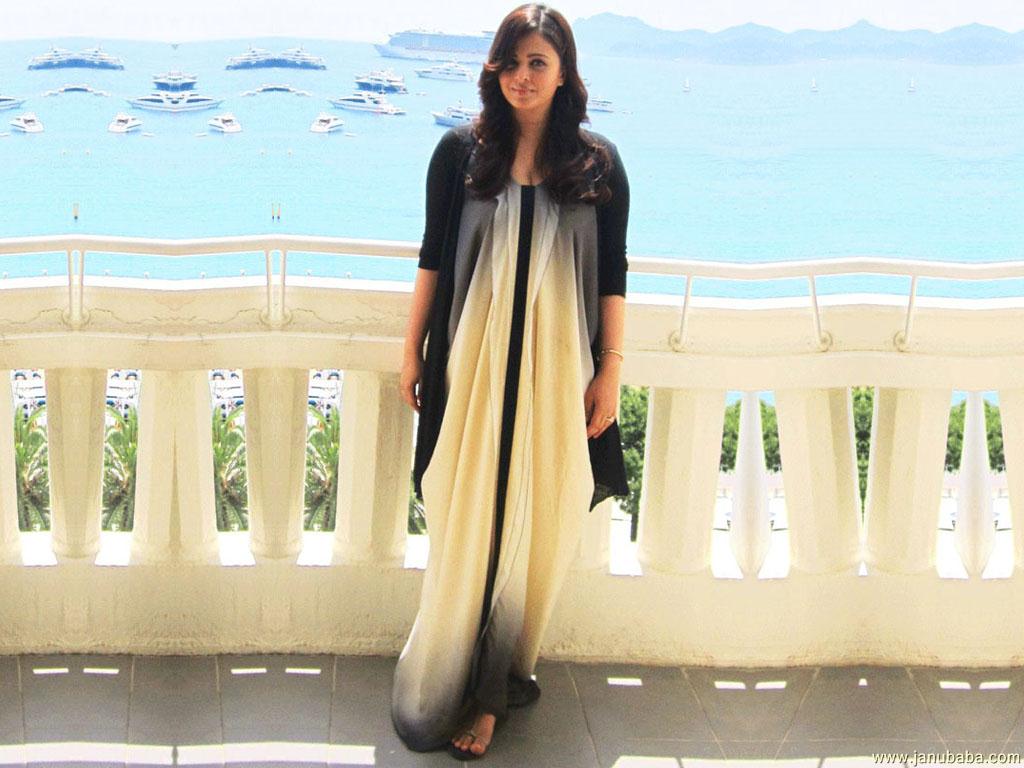 Aishwarya Rai               by coolman