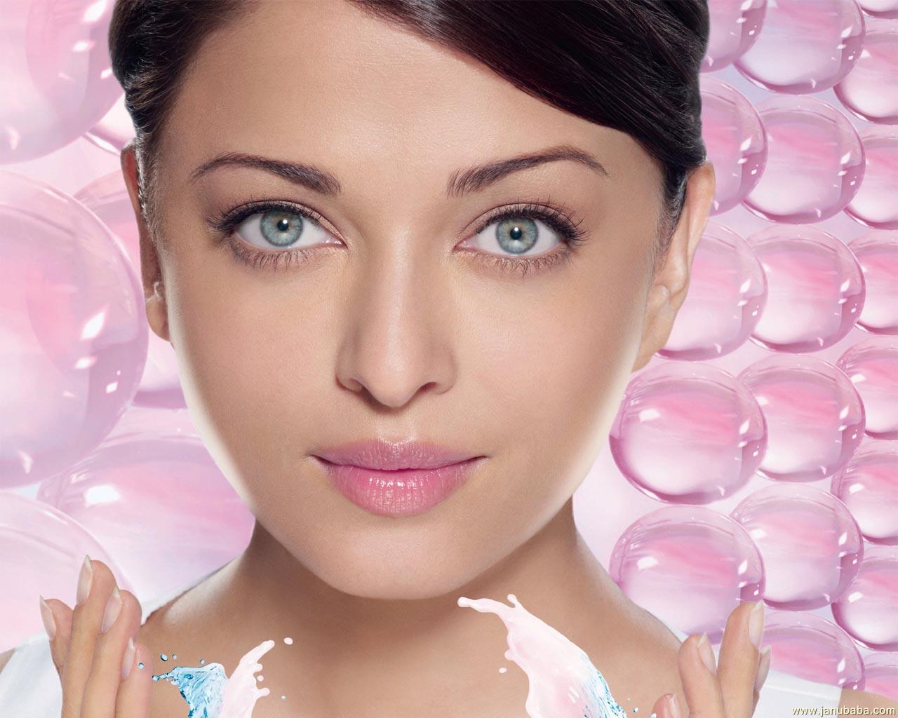 Aishwarya Rai               by coolman