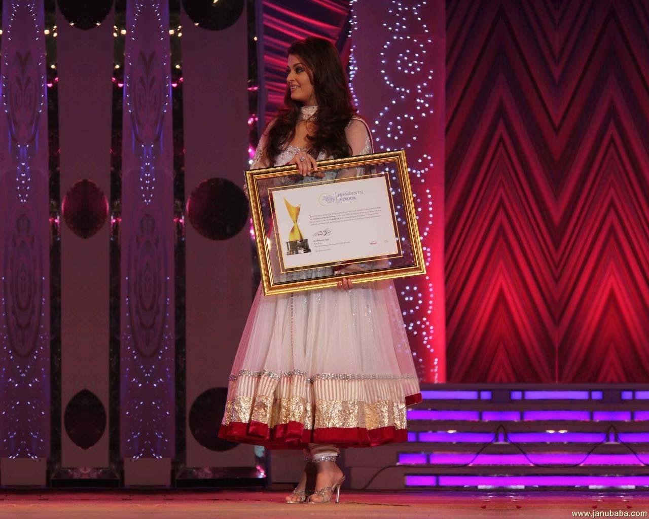 Aishwarya Rai                     by coolman