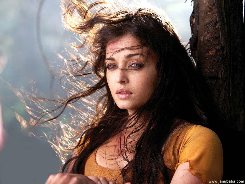 Aishwarya Rai                         by coolman