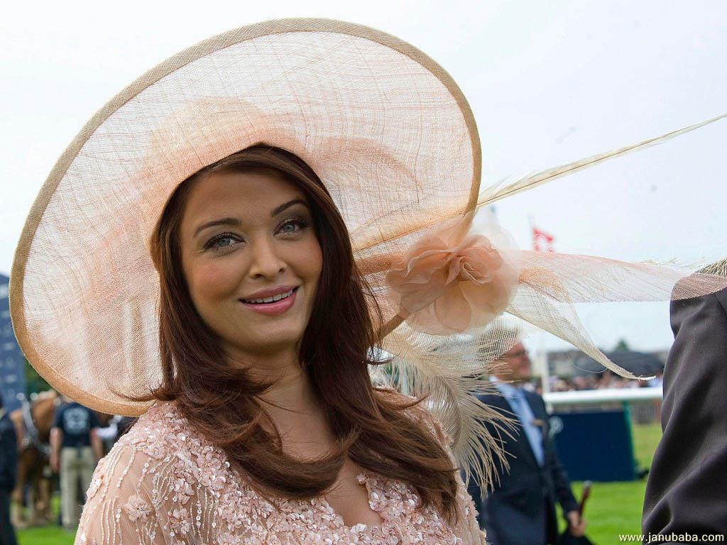 Aishwarya Rai                 by coolman