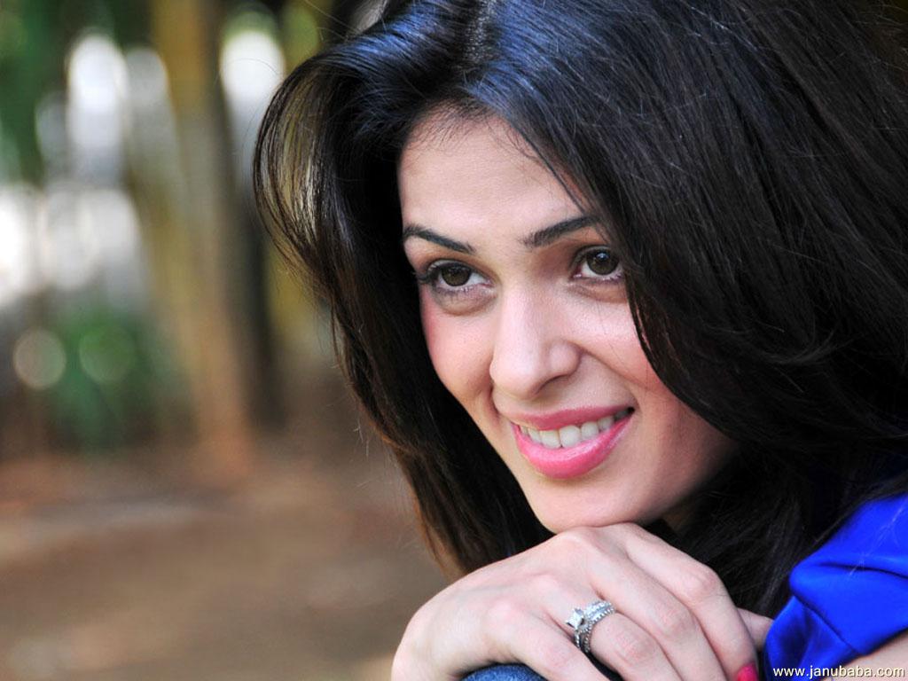 Anjana Sukhani           by coolman