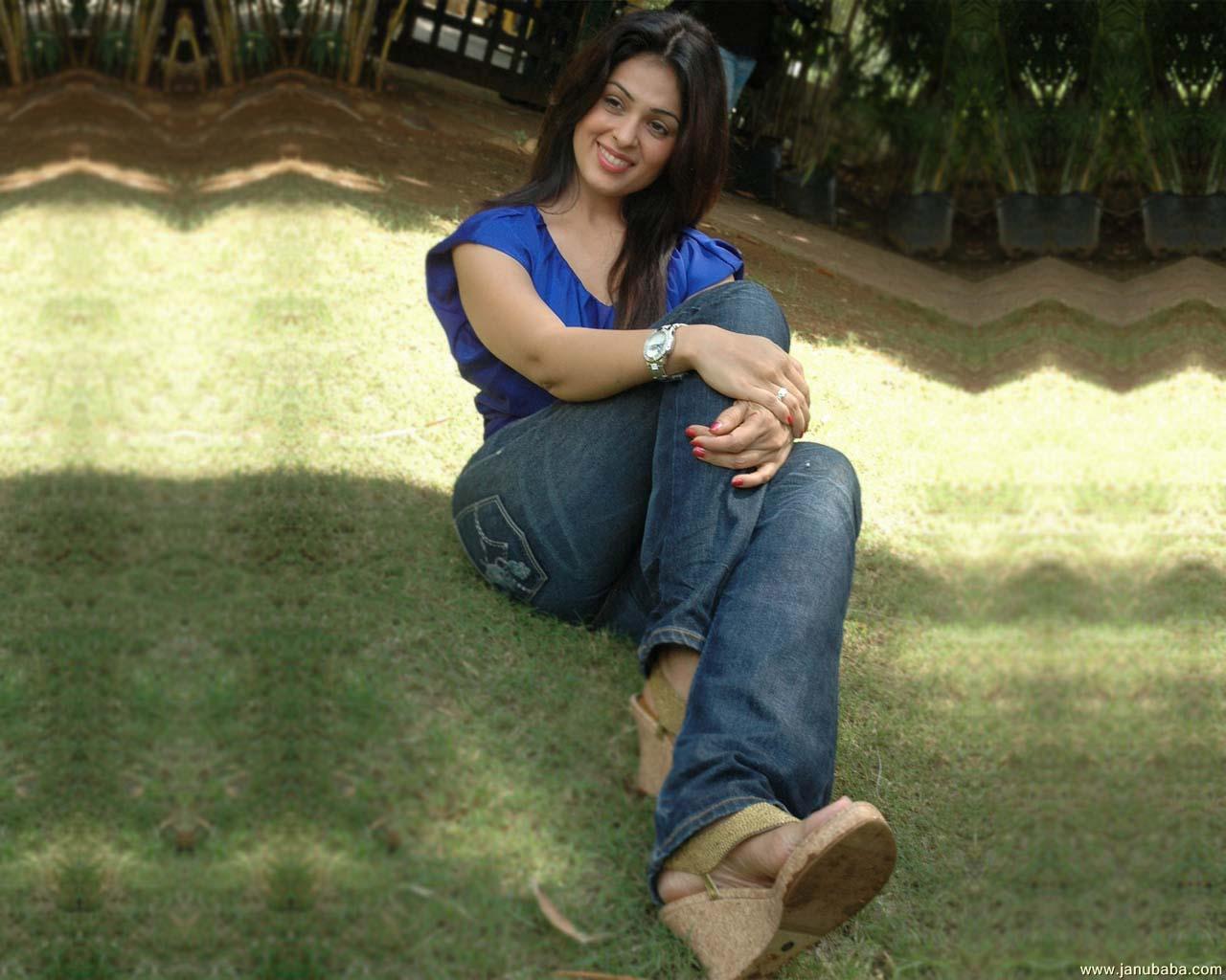Anjana Sukhani           by coolman