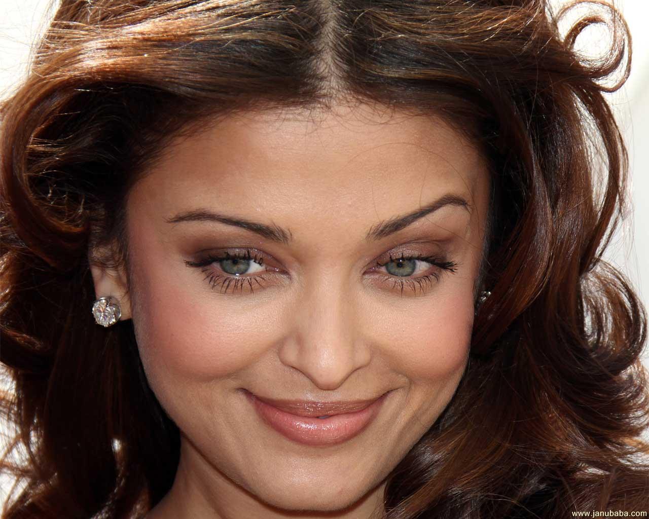Aishwarya Rai                         by coolman